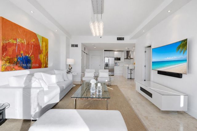 2301 Collins Avenue PH22, Miami Beach, FL 33139