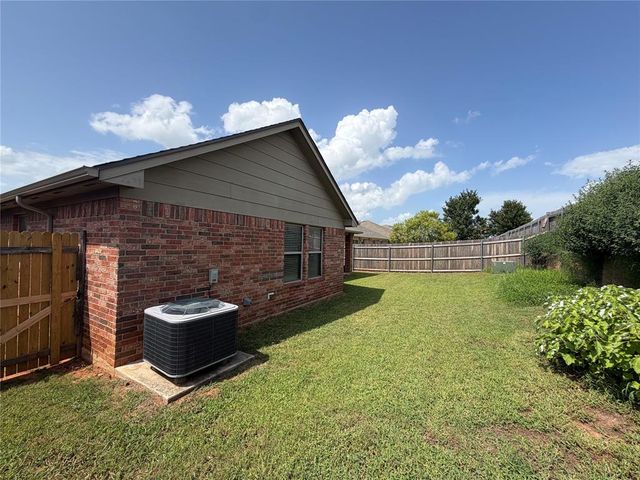 12508 SE 18th Street, Choctaw, OK 73020