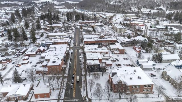 22 Monroe Street, Ellicottville, NY 14731