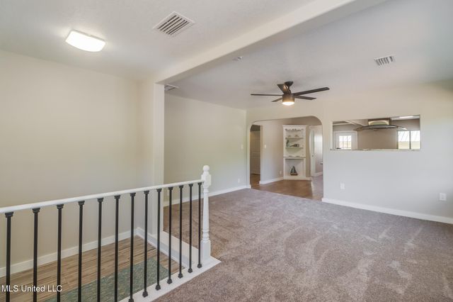 1102 Calhoun Street, Ocean Springs, MS 39564