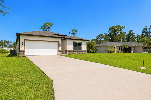 8211 ELKENBERRY AVENUE, North Port, FL 34291