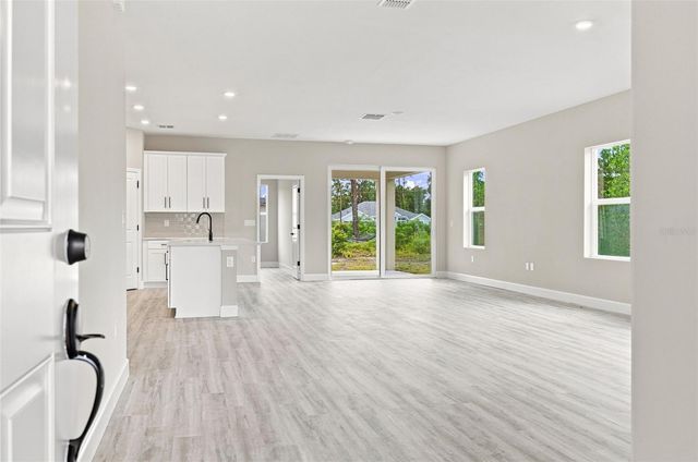 8211 ELKENBERRY AVENUE, North Port, FL 34291