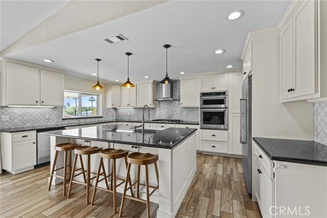 31235 Calle Felicidad, Temecula, CA 92591