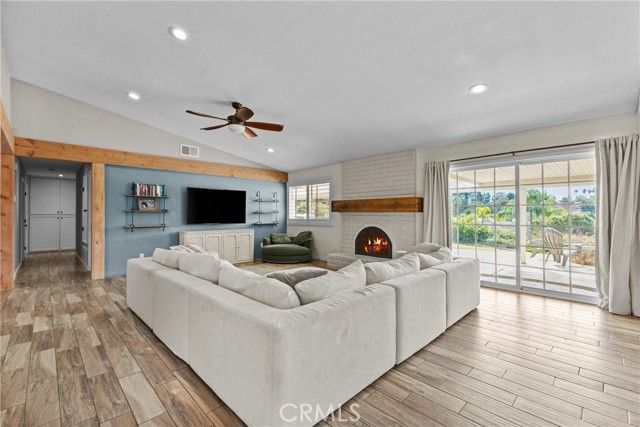 31235 Calle Felicidad, Temecula, CA 92591