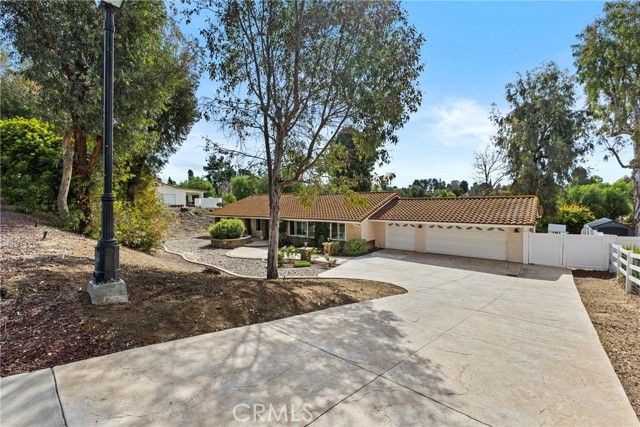 31235 Calle Felicidad, Temecula, CA 92591