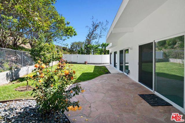 18073 Sandy Cape Drive, Pacific Palisades, CA 90272