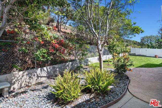 18073 Sandy Cape Drive, Pacific Palisades, CA 90272