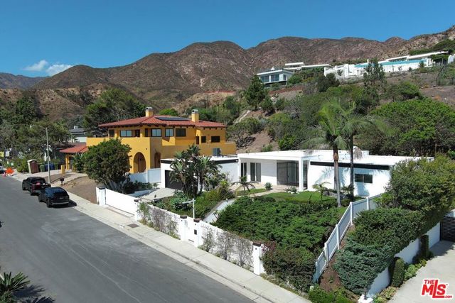 18073 Sandy Cape Drive, Pacific Palisades, CA 90272