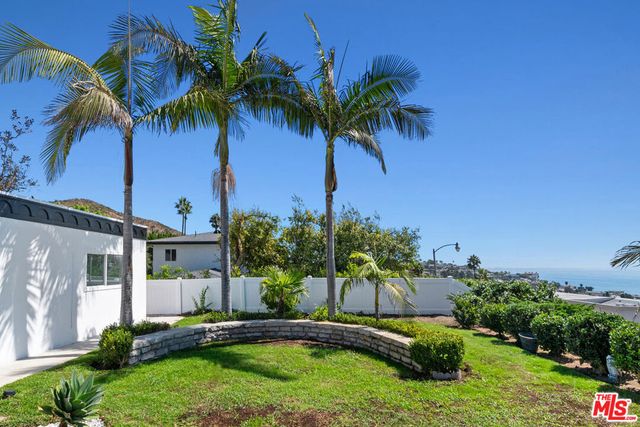 18073 Sandy Cape Drive, Pacific Palisades, CA 90272