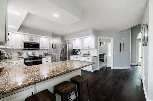 48 Quail Lane, Ogden, NY 14624