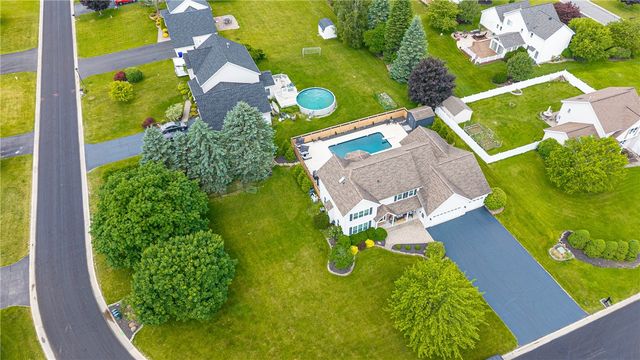 48 Quail Lane, Ogden, NY 14624
