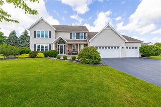48 Quail Lane, Ogden, NY 14624