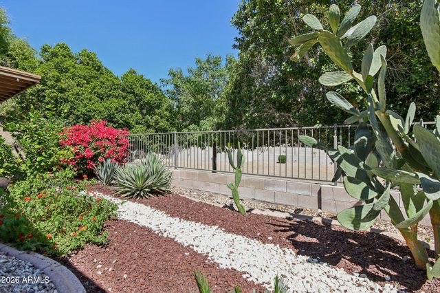 15829 N 74TH Drive, Peoria, AZ 85382