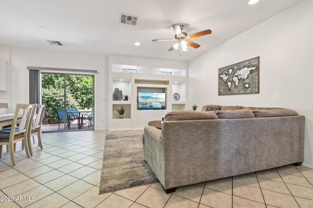 15829 N 74TH Drive, Peoria, AZ 85382