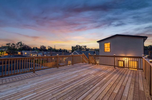 6672 W Montrose Avenue, Harwood Heights, IL 60706