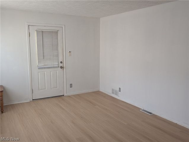 4186 W 143rd Street, Cleveland, OH 44135