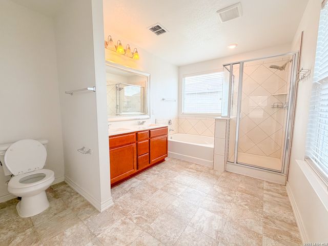 1311 HAWK CT, San Antonio, TX 78245