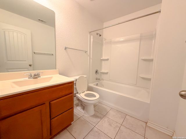 1311 HAWK CT, San Antonio, TX 78245