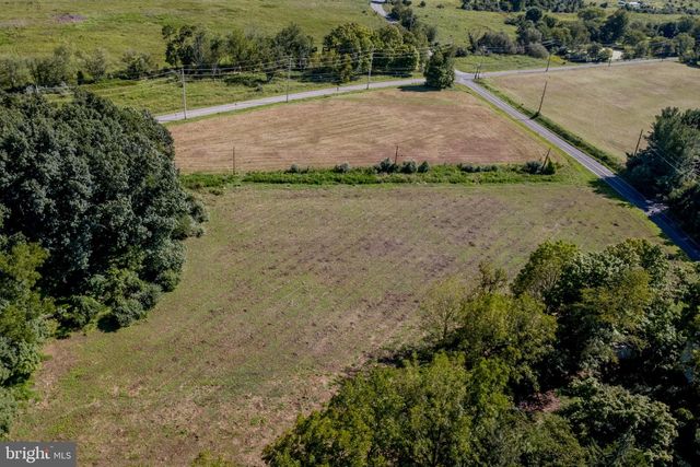 404 FEDERAL CITY RD, Pennington, NJ 08534