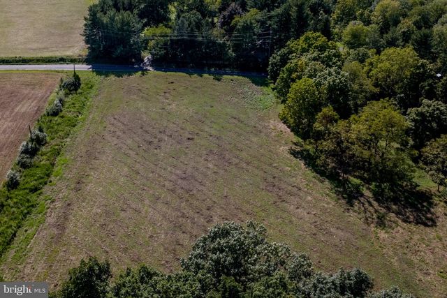 404 FEDERAL CITY RD, Pennington, NJ 08534