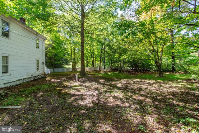 404 FEDERAL CITY RD, Pennington, NJ 08534