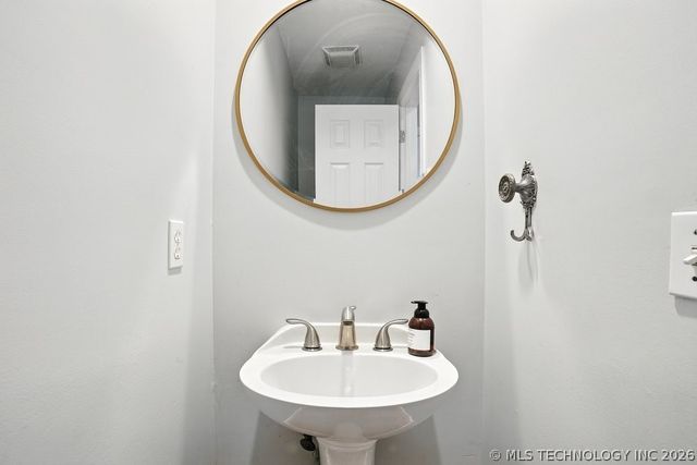 7646 S Fulton Avenue, Tulsa, OK 74136