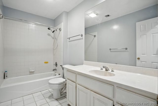 7646 S Fulton Avenue, Tulsa, OK 74136