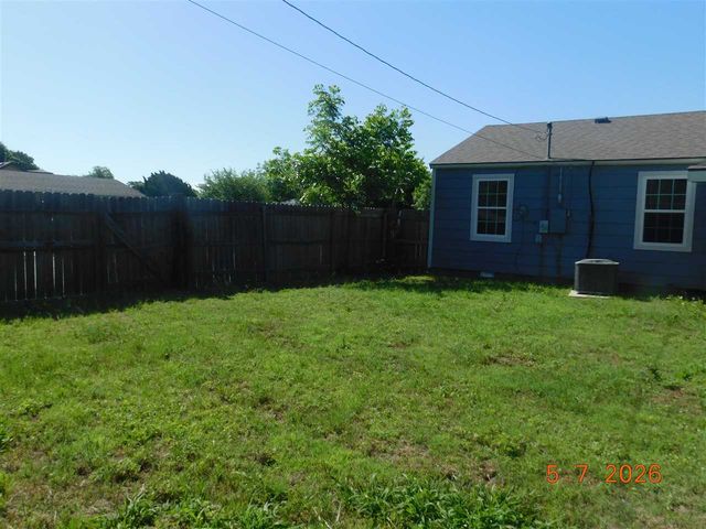 1801 NW Floyd Ave, Lawton, OK 73507