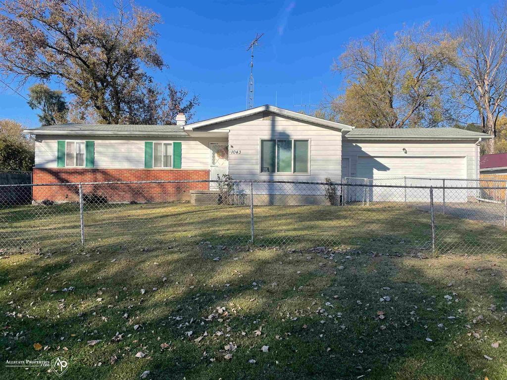 1043 Laport Avenue, Mount Morris, MI 48458