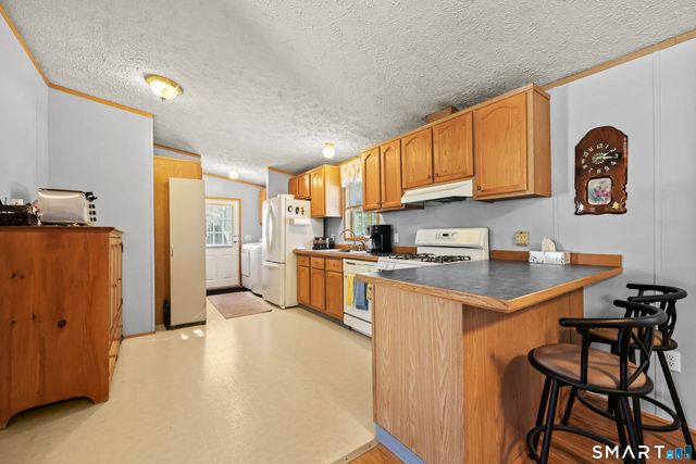 7 Circle Drive, Windham, CT 06256