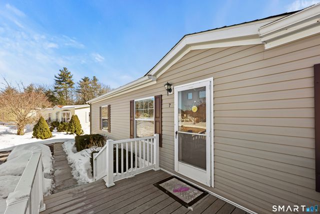 7 Circle Drive, Windham, CT 06256