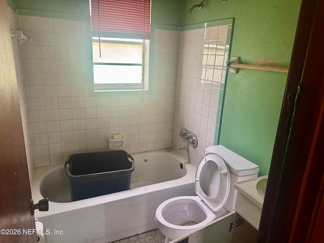 2429 PALMDALE Street, Jacksonville, FL 32208