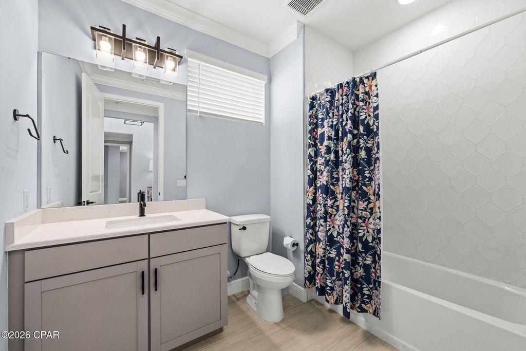 Image 31 of property listing at 8431 Island Breeze Avenue, Panama City Beach, FL 32413