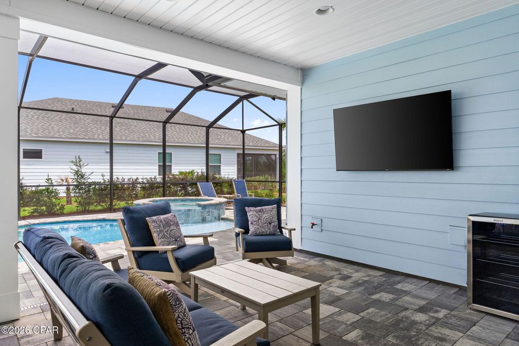 Image 9 of property listing at 8431 Island Breeze Avenue, Panama City Beach, FL 32413