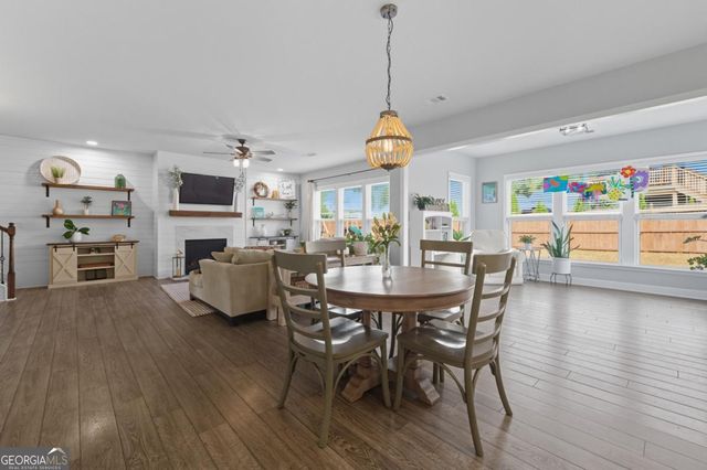 6622 Stag Leap Lane, Hoschton, GA 30548