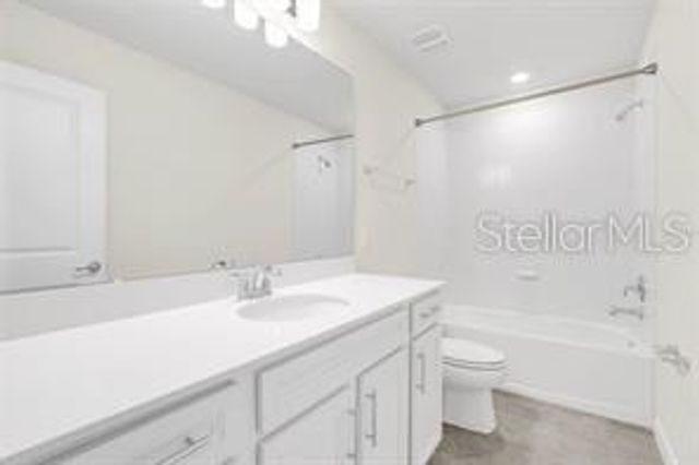 5614 OAK KNOLL DRIVE, St Cloud, FL 34771