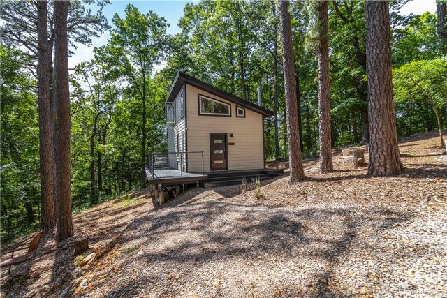 55 CR 1081, Eureka Springs, AR 72632