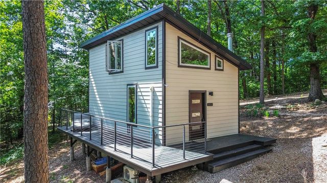 55 CR 1081, Eureka Springs, AR 72632