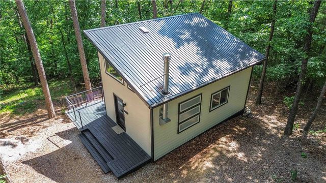 55 CR 1081, Eureka Springs, AR 72632