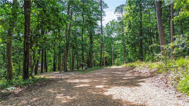55 CR 1081, Eureka Springs, AR 72632