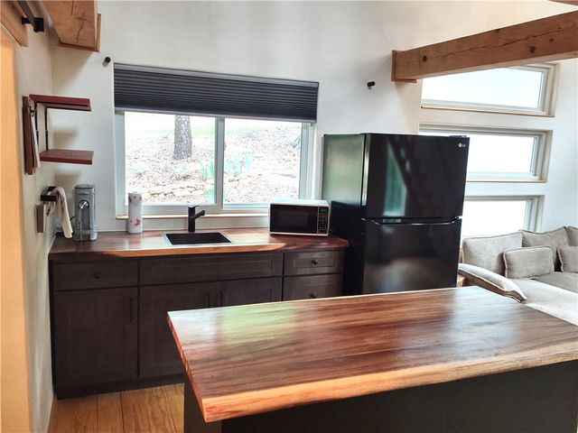 55 CR 1081, Eureka Springs, AR 72632