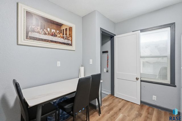 1223 N Spring Ave Avenue, Sioux Falls, SD 57104