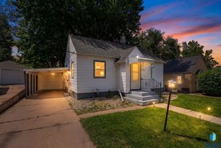 1223 N Spring Ave Avenue, Sioux Falls, SD 57104