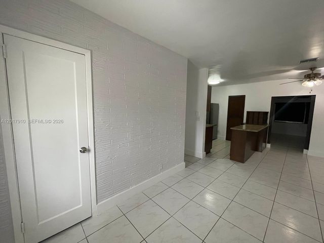 1011 Avenue F 0, Riviera Beach, FL 33404