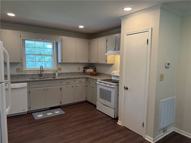 1507 E Calhoun Street E Calhoun st, Anderson, SC 29621