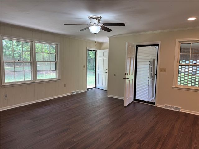 1507 E Calhoun Street E Calhoun st, Anderson, SC 29621