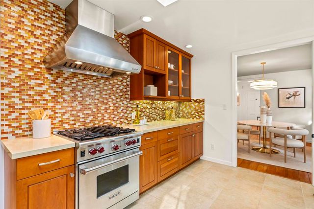 1509 Mountain Blvd, Oakland, CA 94611