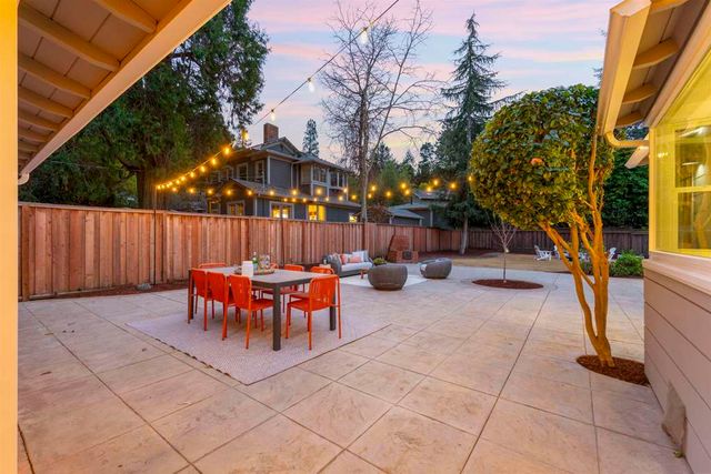 1509 Mountain Blvd, Oakland, CA 94611