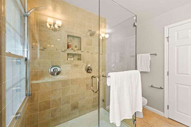 1509 Mountain Blvd, Oakland, CA 94611