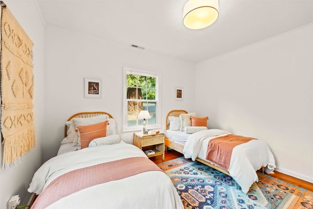 1509 Mountain Blvd, Oakland, CA 94611